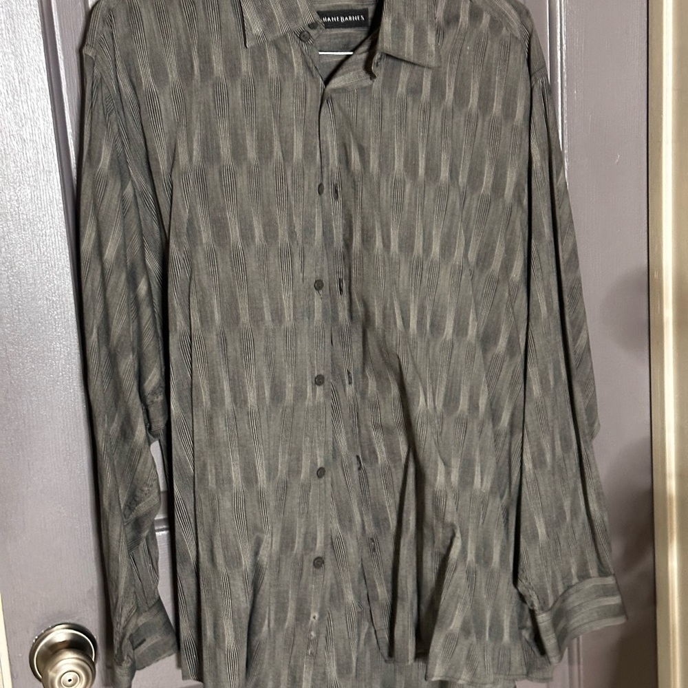 Jhane Barnes Textured Gray Button-Up Shirt